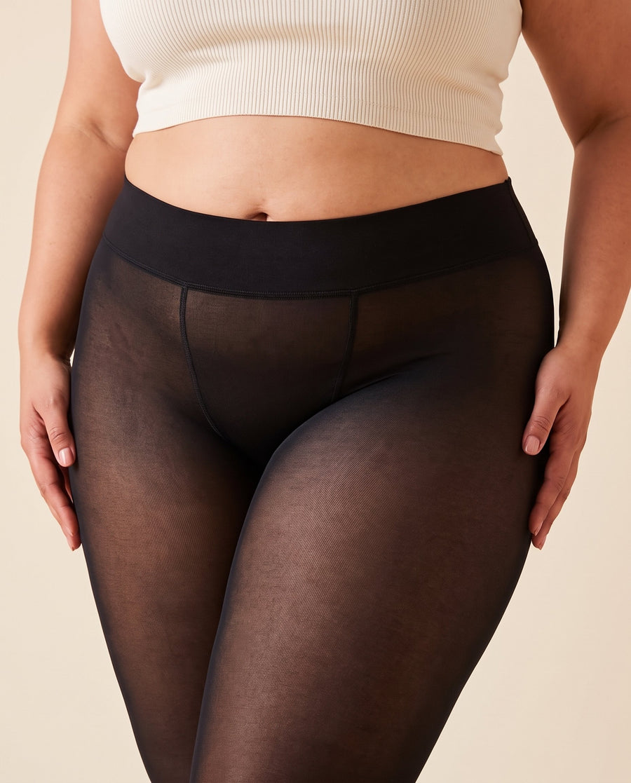 Ceinture haute et large du collant polaire qui reste à plat sur le ventre, sans rouler